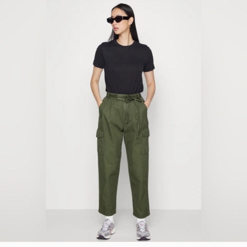 Gap Pleated Cargo Cypress Green Pants 100% Cotton Size 6